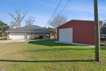 Stunning Brick Home With Land For Your Family & Animals - image 47