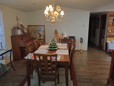 Wonderful 4 bedroom 3 Bath rural 8 acre Home For Sale - image 3