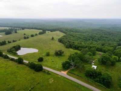 1,207 Acre Hunting Property in Alton, Missouri - image 38