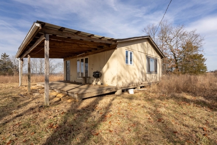 1,207 Acre Hunting Property in Alton, Missouri - image 3