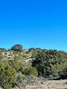 Big Valley Ranch: 400 Acres of Prime Hunting - image 22