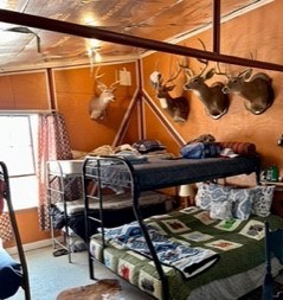 Big Valley Ranch: 400 Acres of Prime Hunting - image 15