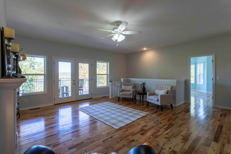 Lake Home For Sale in Horseshoe Bend, AR - image 17