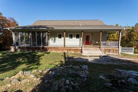 Lake Home For Sale in Horseshoe Bend, AR - image 2