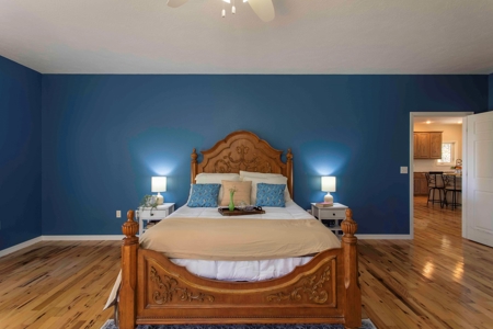 Lake Home For Sale in Horseshoe Bend, AR - image 26