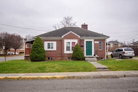 Income Producing Homes for Sale Near Radford University - image 1