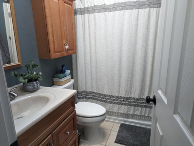 Eastern Oregon Three Bedroom Home - image 6