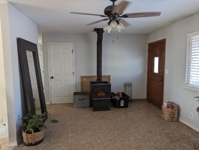 Eastern Oregon Three Bedroom Home - image 3