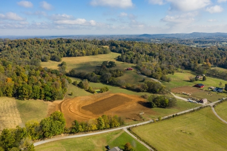 Farm for Sale in Marshall County, Tennessee - image 4