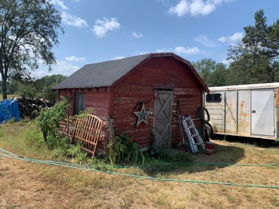 PREPPER'S Paradise/HOBBY Farm in Ouachita Ntl Forrest! - image 9