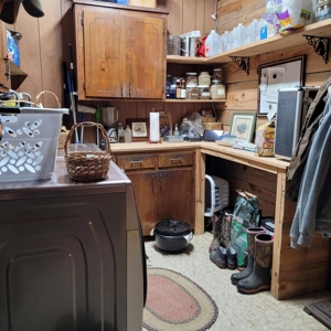PREPPER'S Paradise/HOBBY Farm in Ouachita Ntl Forrest! - image 28