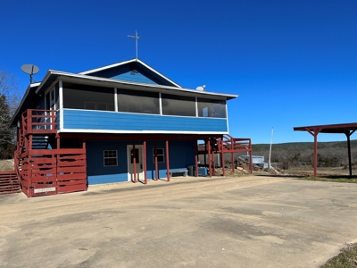 Ranch/Hunting land with Country home for sale in Southeaster - image 29