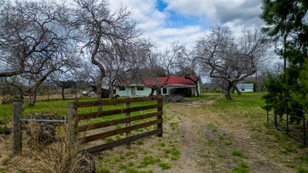 Horse Property In Kleberg County, Texas - image 36