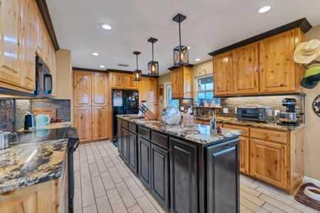 3/2 Home on 12.5acres with arena, barns, chicken coop. - image 18