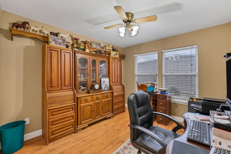 3/2 Home on 12.5acres with arena, barns, chicken coop. - image 5