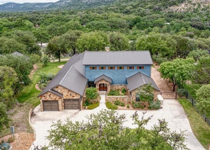 Riverfront Home 2.72 Acres Heartstone Subdivision Concan, TX - image 1
