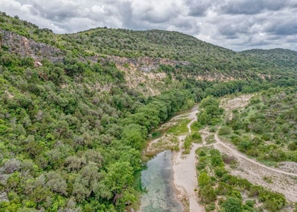 Riverfront Home 2.72 Acres Heartstone Subdivision Concan, TX - image 5
