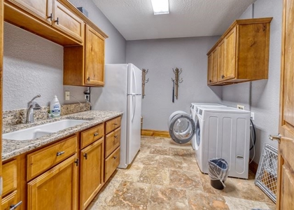 Riverfront Home 2.72 Acres Heartstone Subdivision Concan, TX - image 28