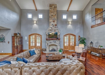 Riverfront Home 2.72 Acres Heartstone Subdivision Concan, TX - image 12
