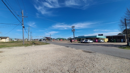 Commercial Listing For Sale in Winnie Texas - image 21