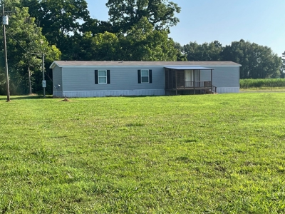 Country Living At Its Finest (Bayou Latenache) - image 2