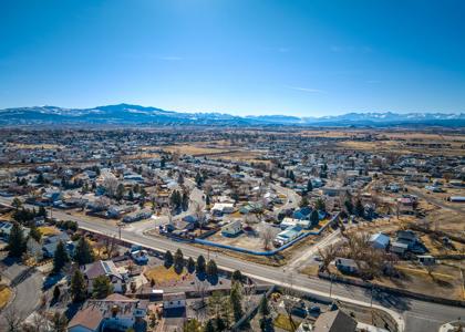 Fixer Upper Home in  Montrose Colorado - image 4