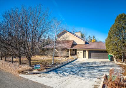 Fixer Upper Home in  Montrose Colorado - image 2