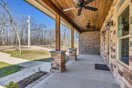 Country Home for Sale in Lewis County, Tennessee - image 7
