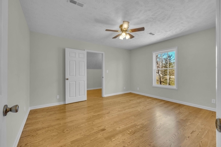 Country Home for Sale in Lewis County, Tennessee - image 38