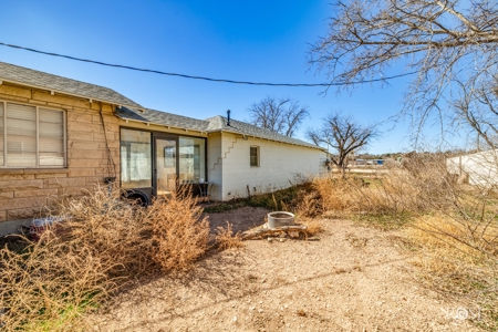 3 bedroom / 1 bath house & RV Park in Ozona, TX - image 39