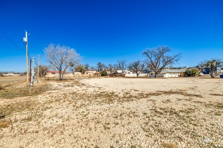 3 bedroom / 1 bath house & RV Park in Ozona, TX - image 35