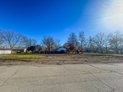 Building Lot For Sale Garden City MO - image 1