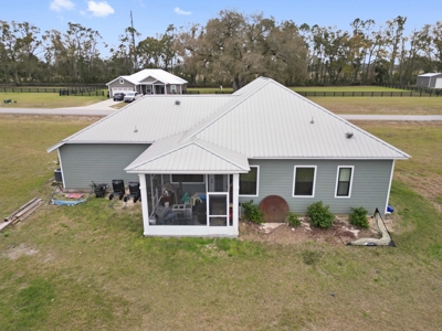 Home for Sale in Trenton, Florida - image 5