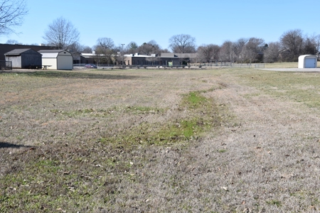 Commercial O-C Lot for Sale on Highway 45 in Jackson TN - image 3