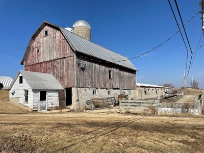 Country Home On 7+/- Acres Green Lake County WI - image 4
