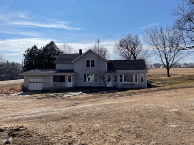 Country Home On 7+/- Acres Green Lake County WI - image 1