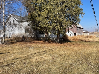 Country Home On 7+/- Acres Green Lake County WI - image 7