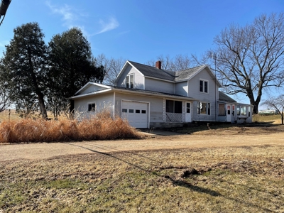 Country Home On 7+/- Acres Green Lake County WI - image 3