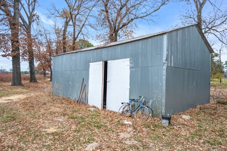 Blueberry Farm With Acreage For Sale In Henderson County - image 1