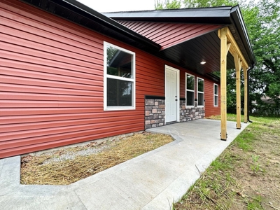 New Construction Home for Sale in Stockton MO - image 4