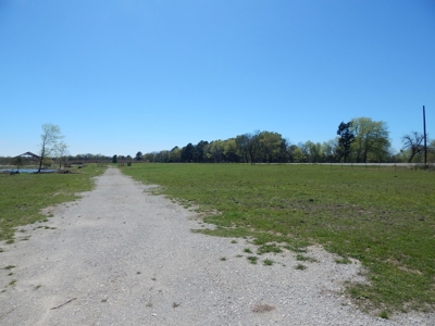 Small Acreage For Sale in Clarksville TX - image 5
