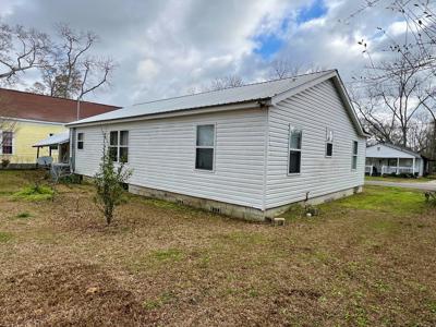 Home In Town For Sale Slocomb AL- Geneva Co. - image 11