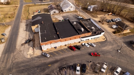 Historic Commercial Building on Alton Missouri Square - image 14