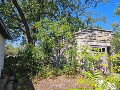 3BR Home on Spacious Lot near Downtown Sonora TX! - image 4