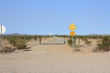 Online Auction 240 Acres Desert Land 5 Parcels (Salome, Az) - image 3