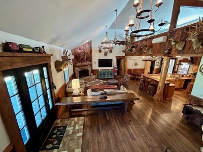 Exquisite Home Located Near the Alabama River in Camden AL - image 46