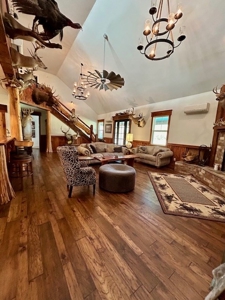 Exquisite Home Located Near the Alabama River in Camden AL - image 38