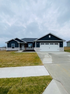 New Construction Overlooking Hail Ridge Golf Course - image 9
