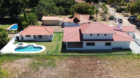 BRAND NEW Beach House for rent in Coronado close to golf - image 6