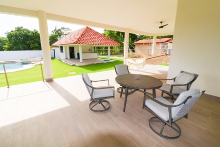 BRAND NEW Beach House for rent in Coronado close to golf - image 29